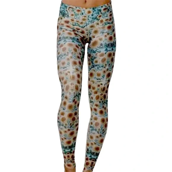 Teeki Floral Patterned Leggings - Picture 7 of 7